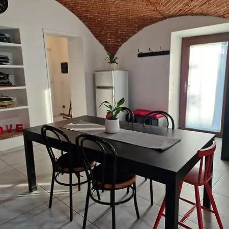 Casa Gemma Ивреа