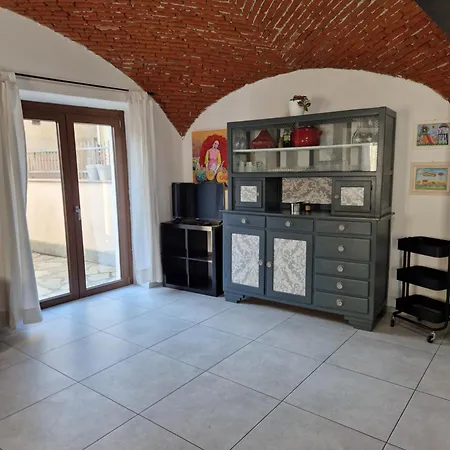 Casa Gemma Апартаменты Ивреа